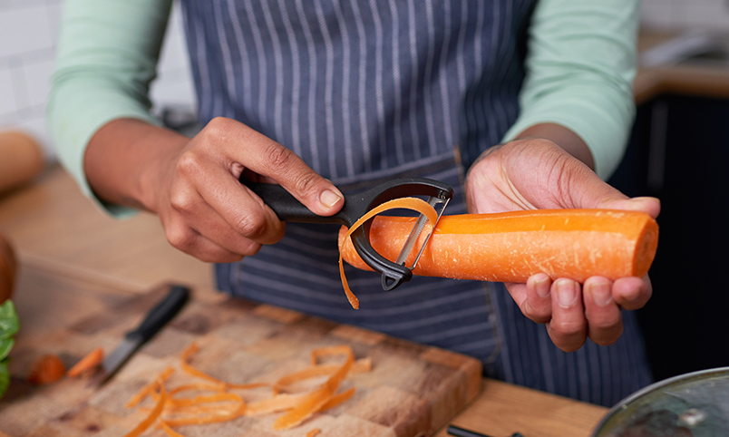 How to sale use a peeler